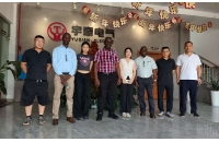 國外客戶到訪湘潭電機車廠家考察